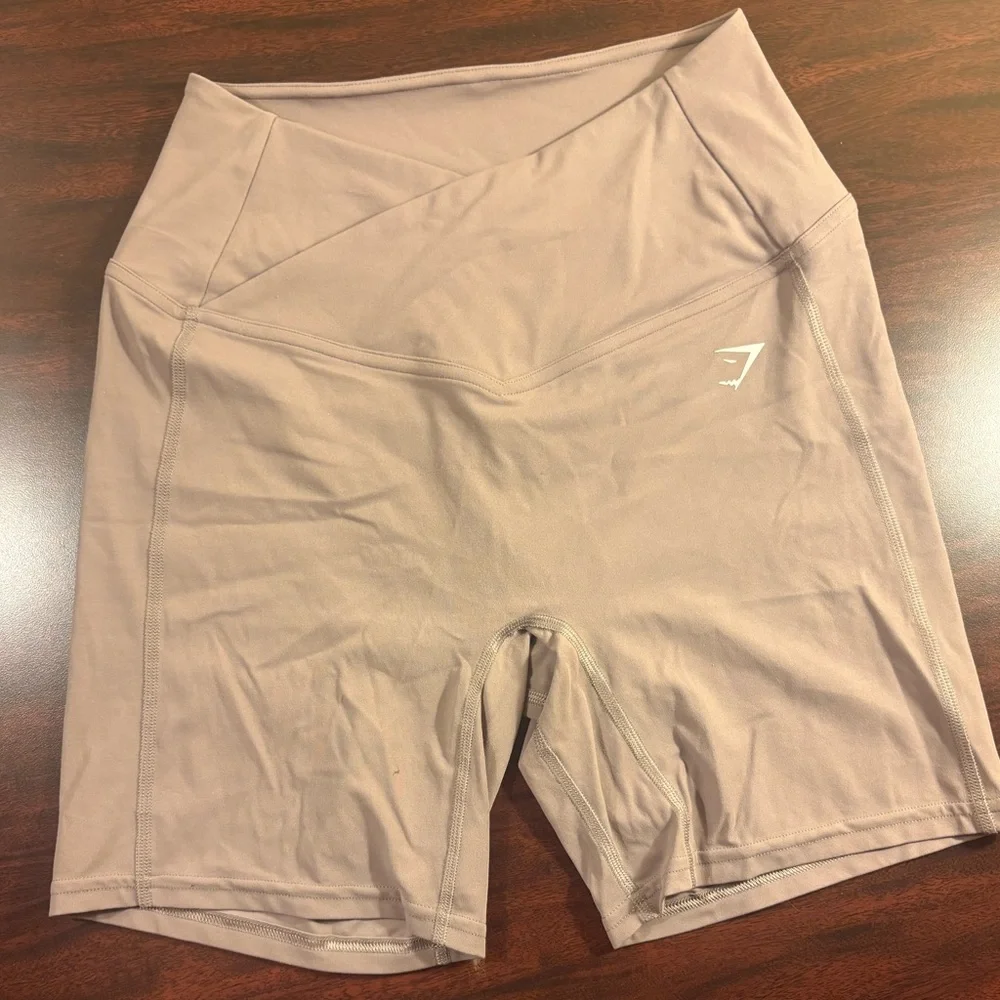 Women’s GYMSHARK crossover biker shorts; size S; taupe color - Picture 1 of 4